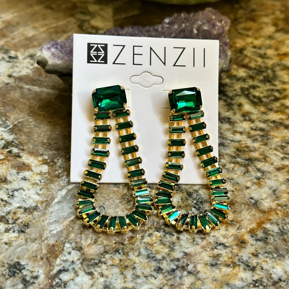 Gold Green Gemstone Earrings - Picture 9 of 11